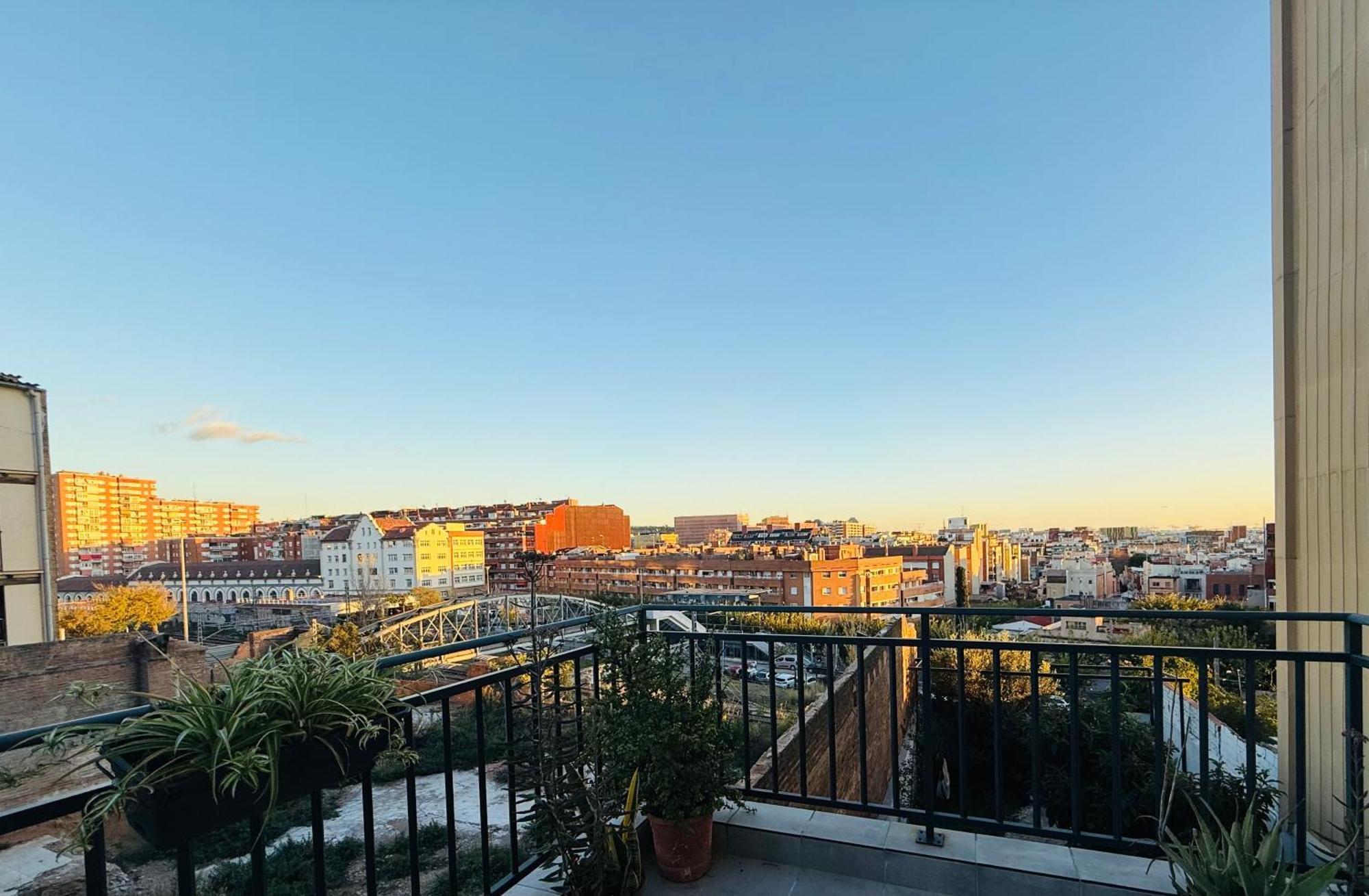 Appartamento Camp Nou Nueva Casa 91 L'Hospitalet de Llobregat Esterno foto
